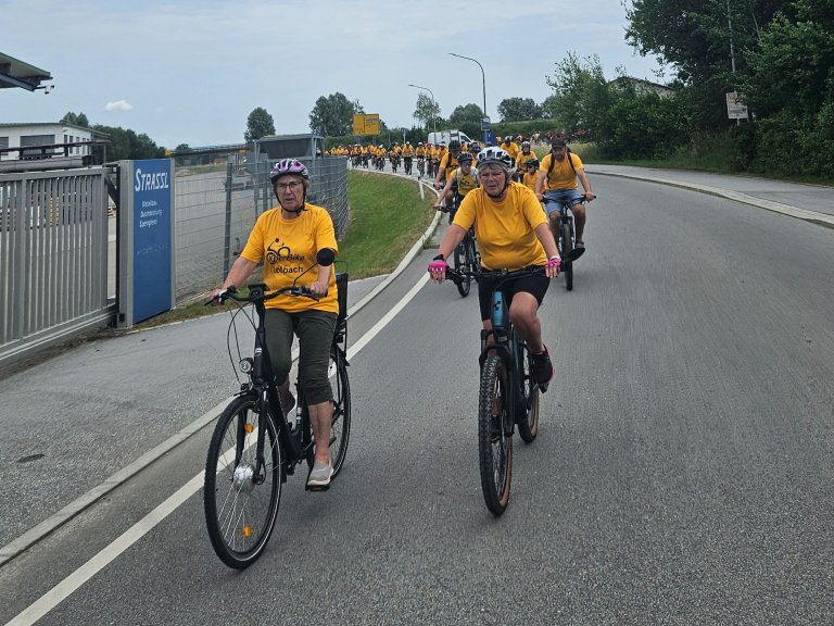 Grossansicht in neuem Fenster: XperBike Sternfahrt nach Malgersdorf 6