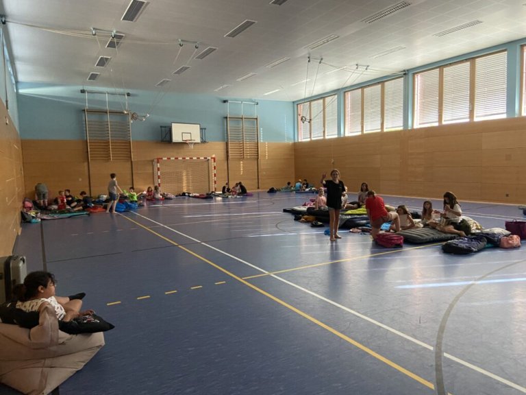 Grossansicht in neuem Fenster: 22.06.2023 Lesenacht in der Grundschule Roßbach